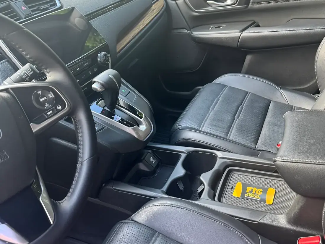 Honda CR-V interior after a complete interior detail